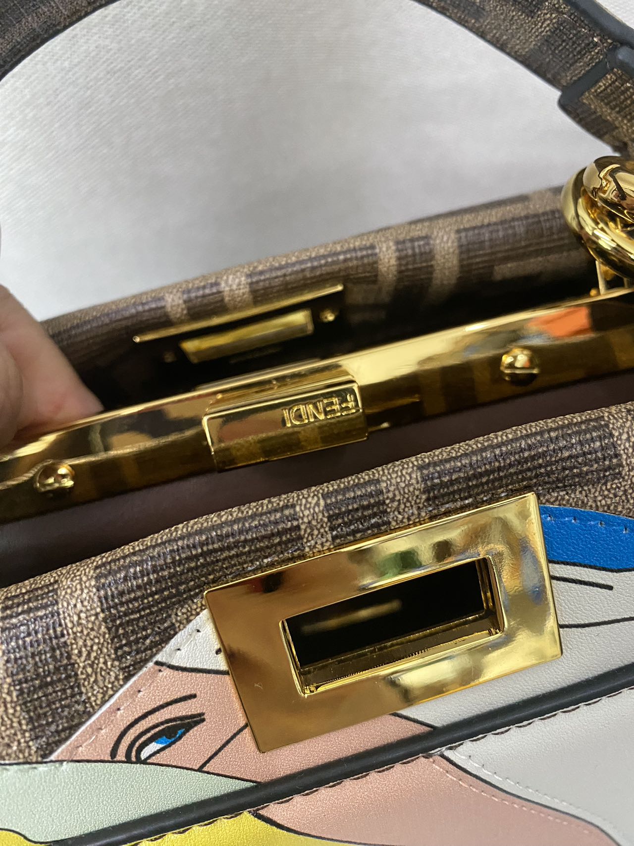 【FENDI★フェンディ】ショルダーバッグ