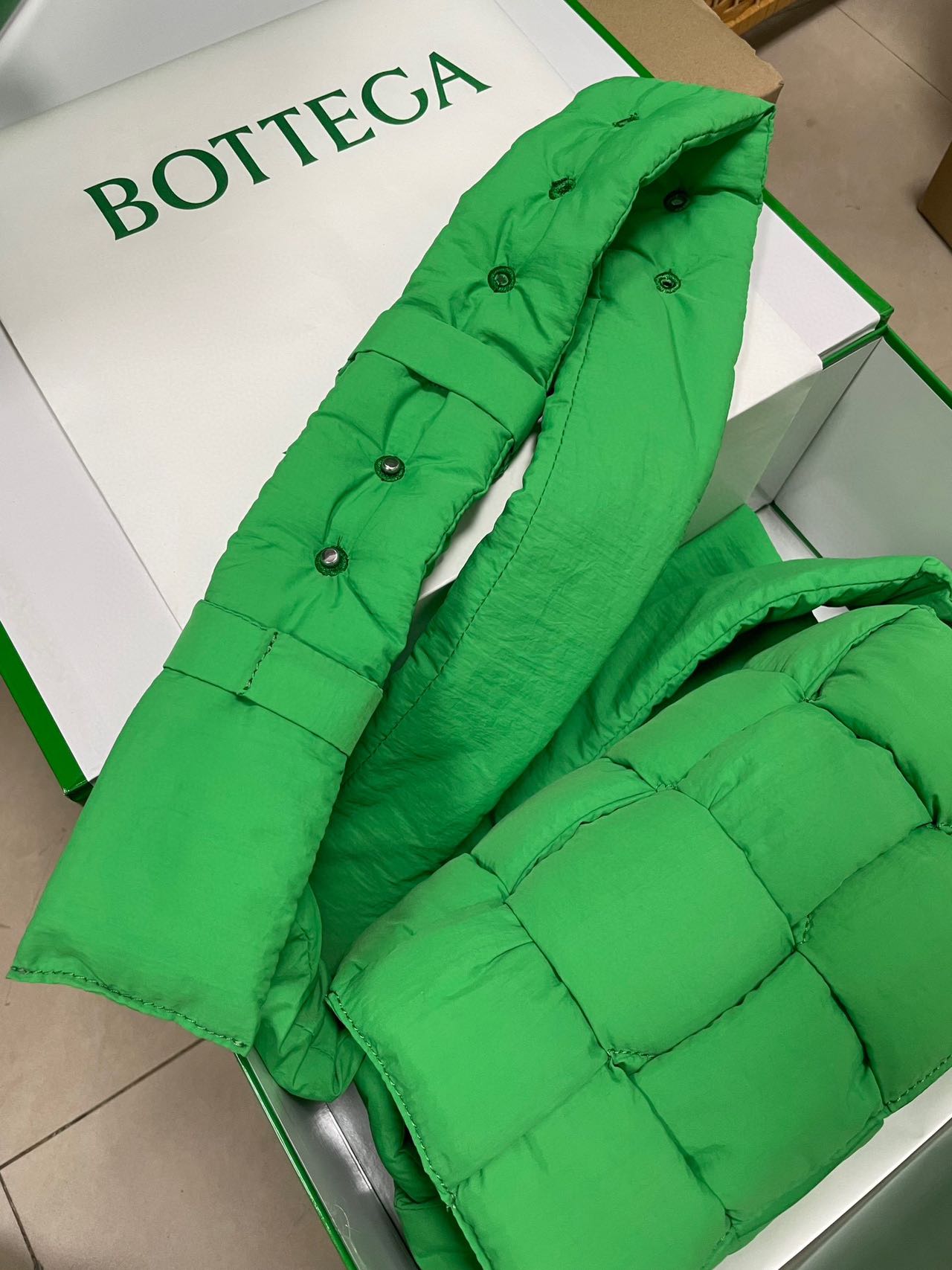 ★BOTTEGA VENETA★CASSET パデッド テック カセット