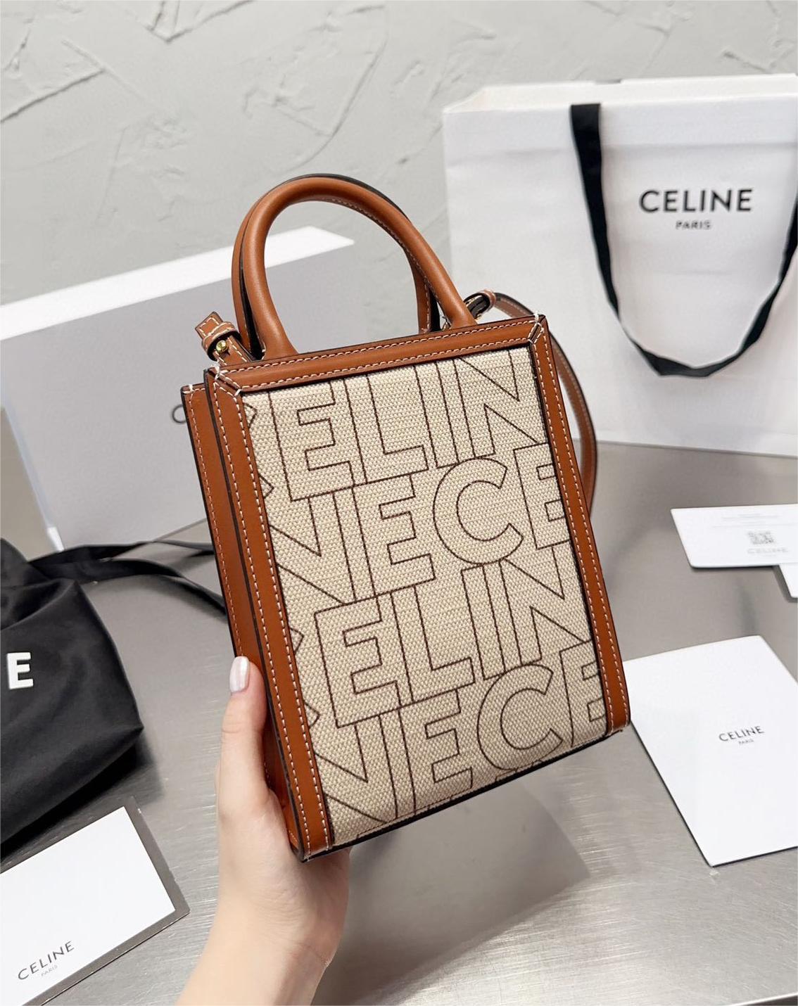 ☆【CELINE】☆MINI VERTICAL CABAS トートバッグ☆