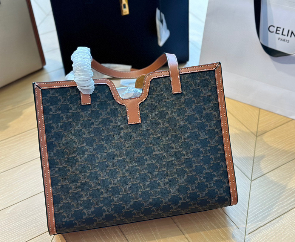 CELINE セリーヌ　トートバッグ