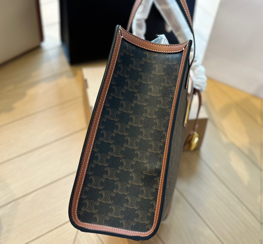 CELINE セリーヌ　トートバッグ