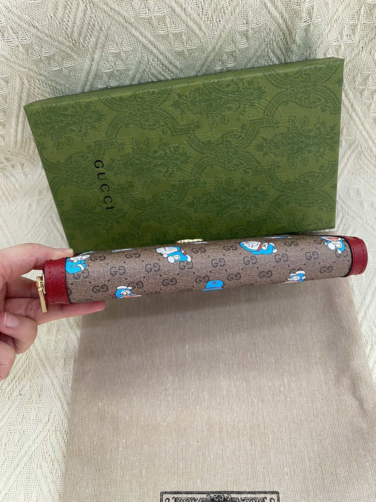 GUCCI グッチ 長財布