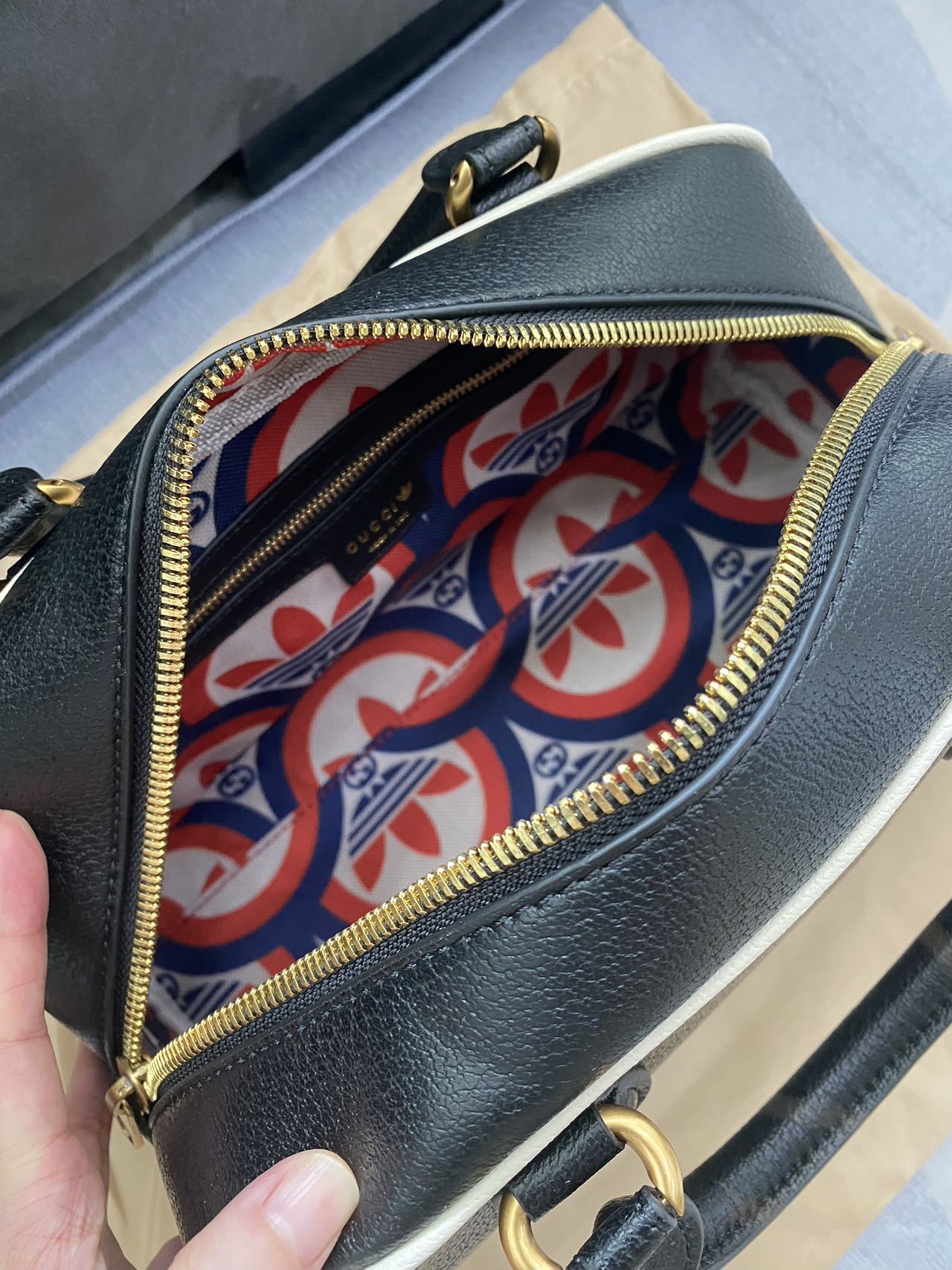 adidas x Gucci ミニ ダッフルバッグ