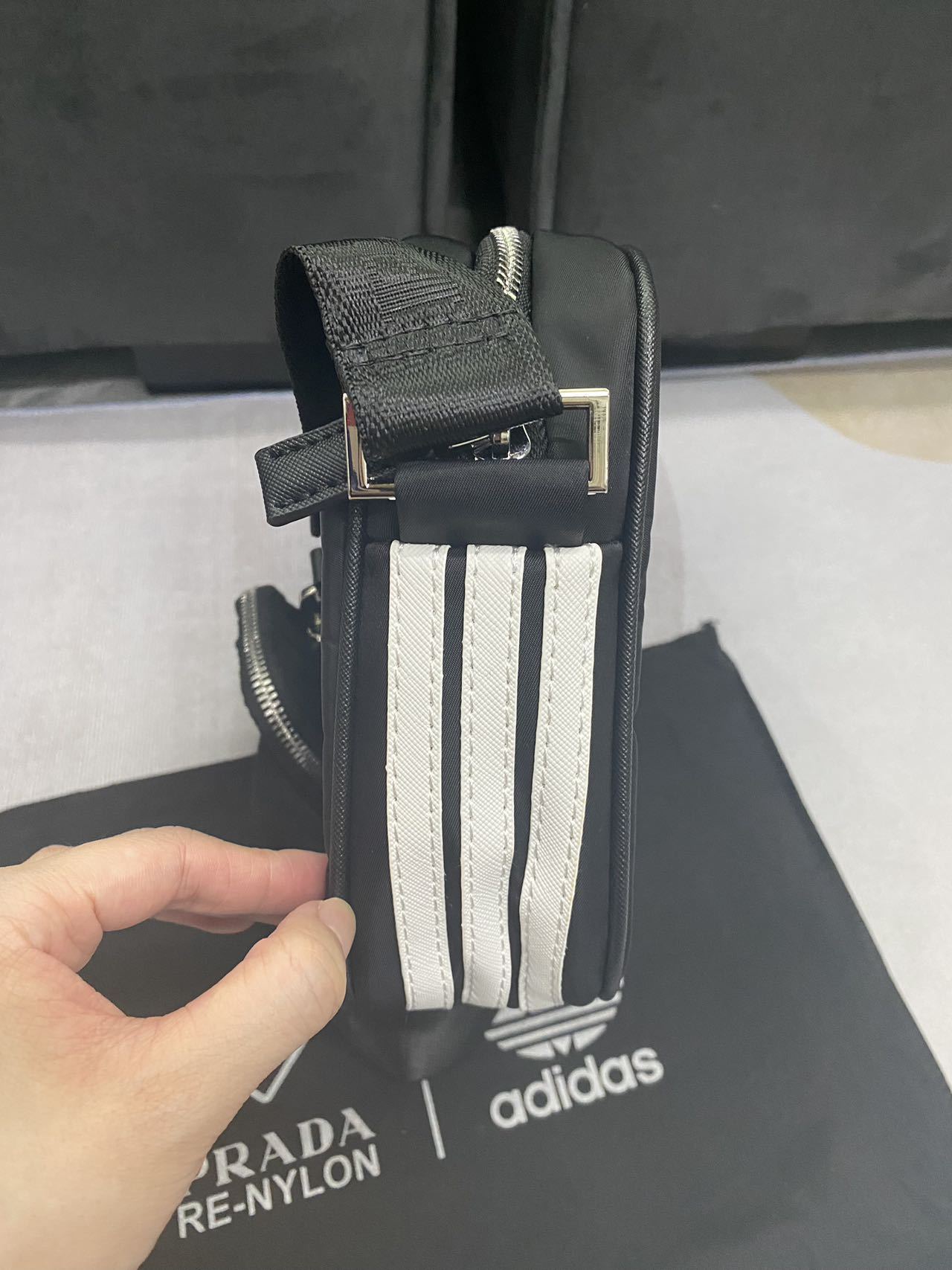 大人気 Prada×Adidas  ショルダーバッグ
