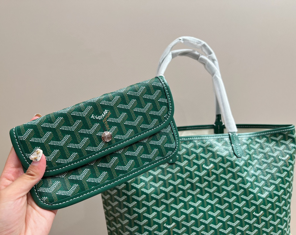 GOYARD(人気商品) サン・ルイPM バッグ♪
