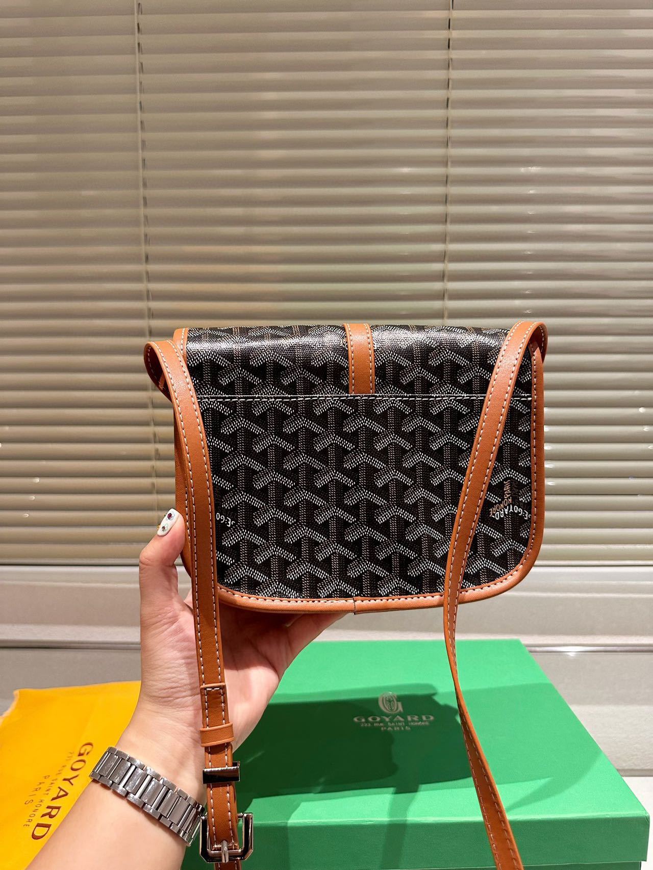 ゴヤール BELVEDEREバッグPM クロスボディ