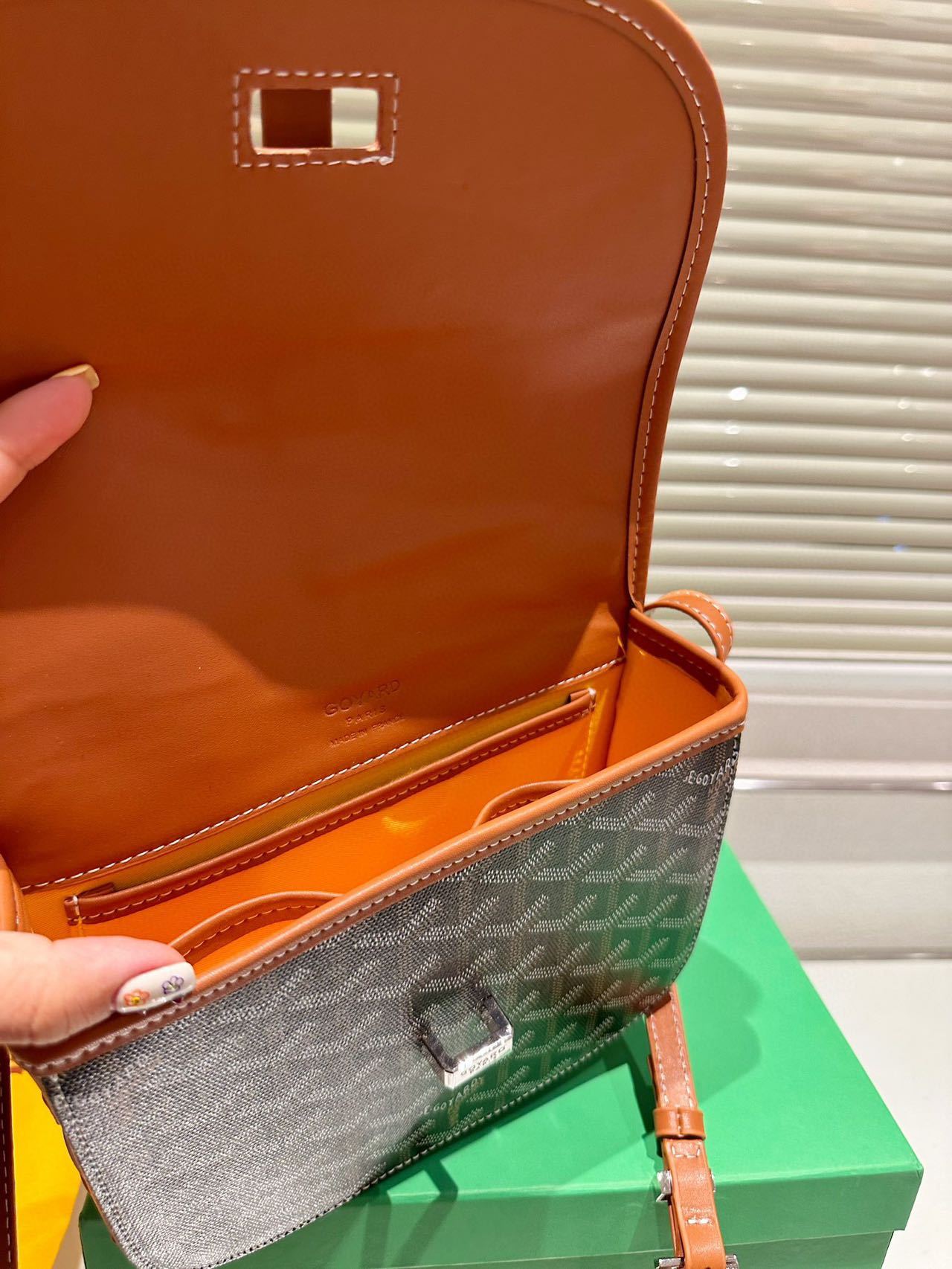 ゴヤール BELVEDEREバッグPM クロスボディ