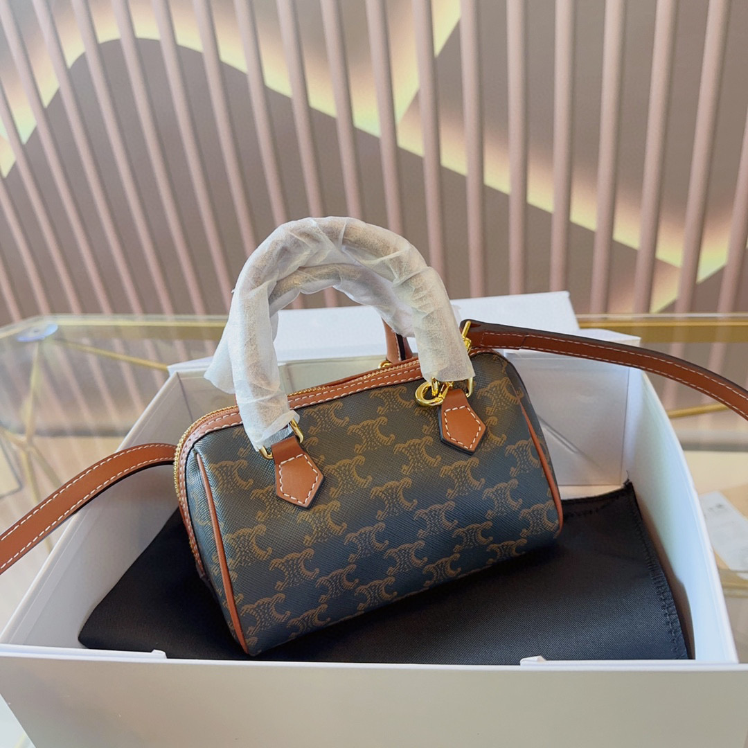 CELINE☆トリオンフキャンバス スモールボストン