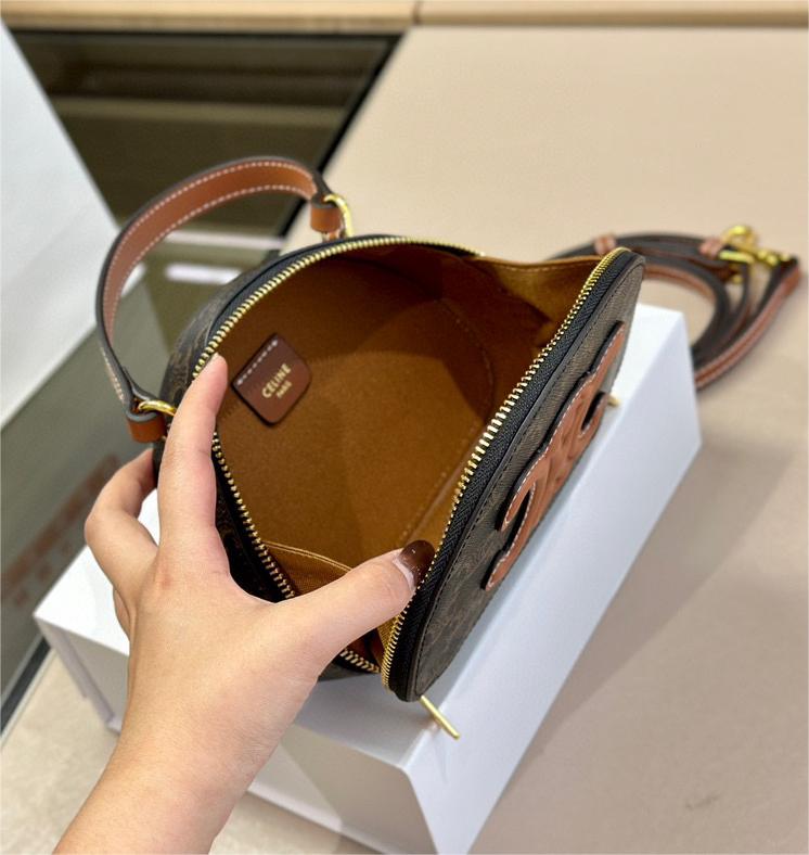 【CELINE】セリーヌ ショルダーバッグ