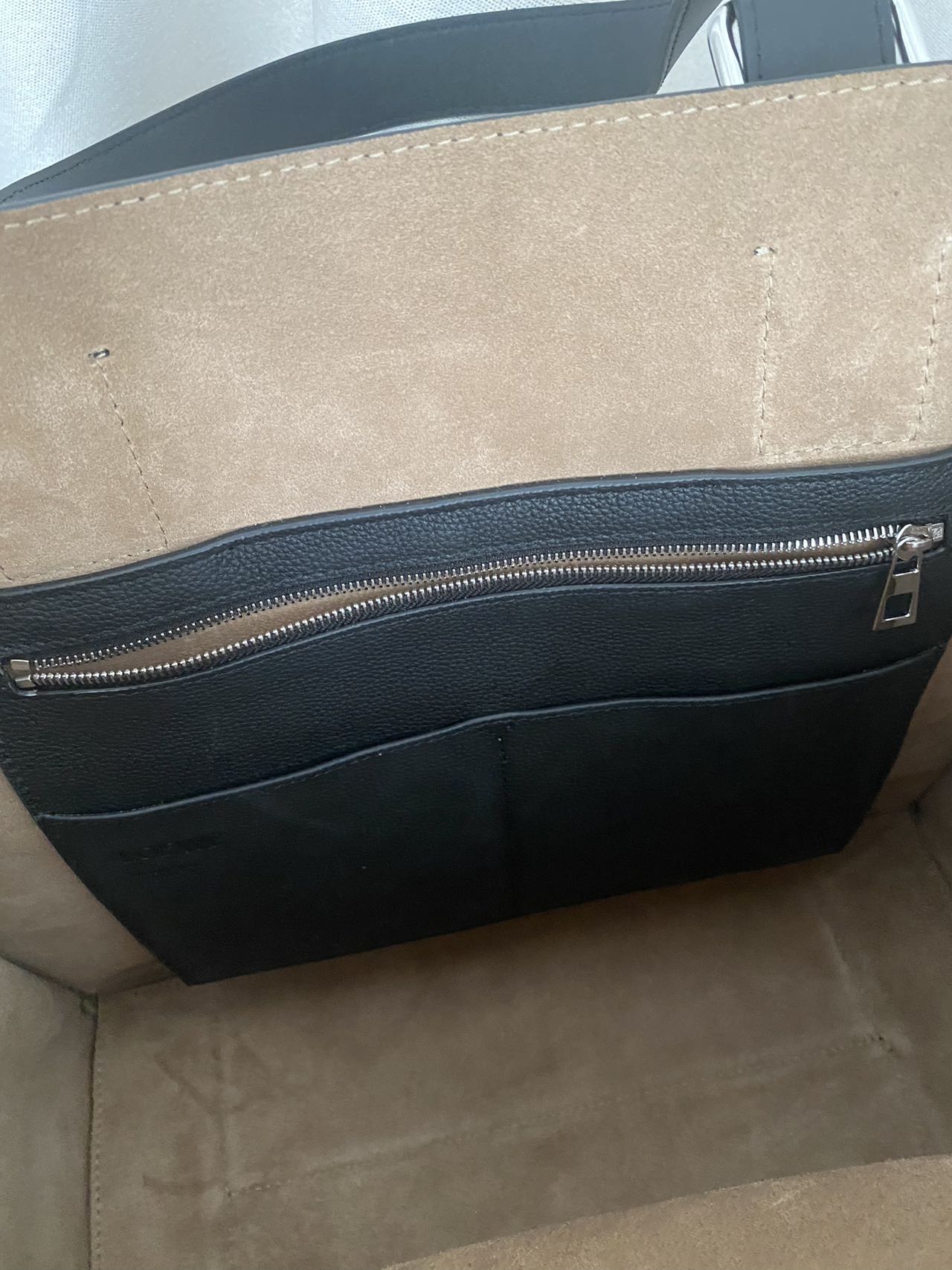 LOEWE バックルジッパー トート
