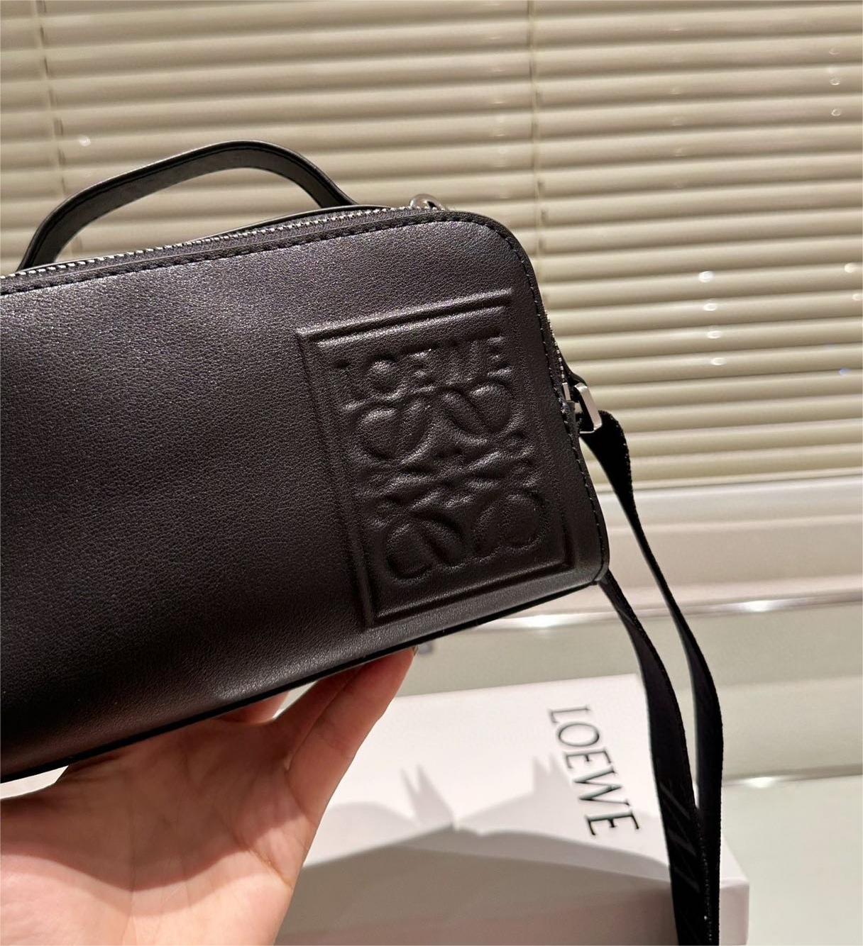 【LOEWE】ロエベ カメラ クロスボディバック ミニ