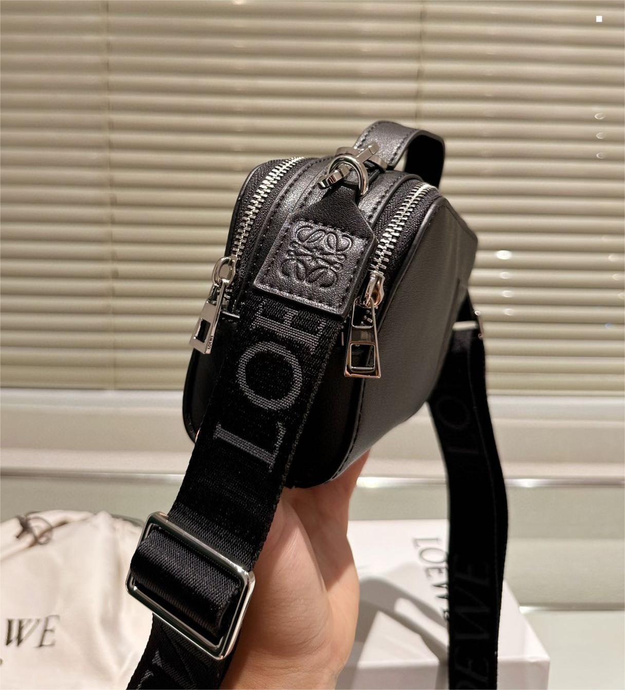 【LOEWE】ロエベ カメラ クロスボディバック ミニ