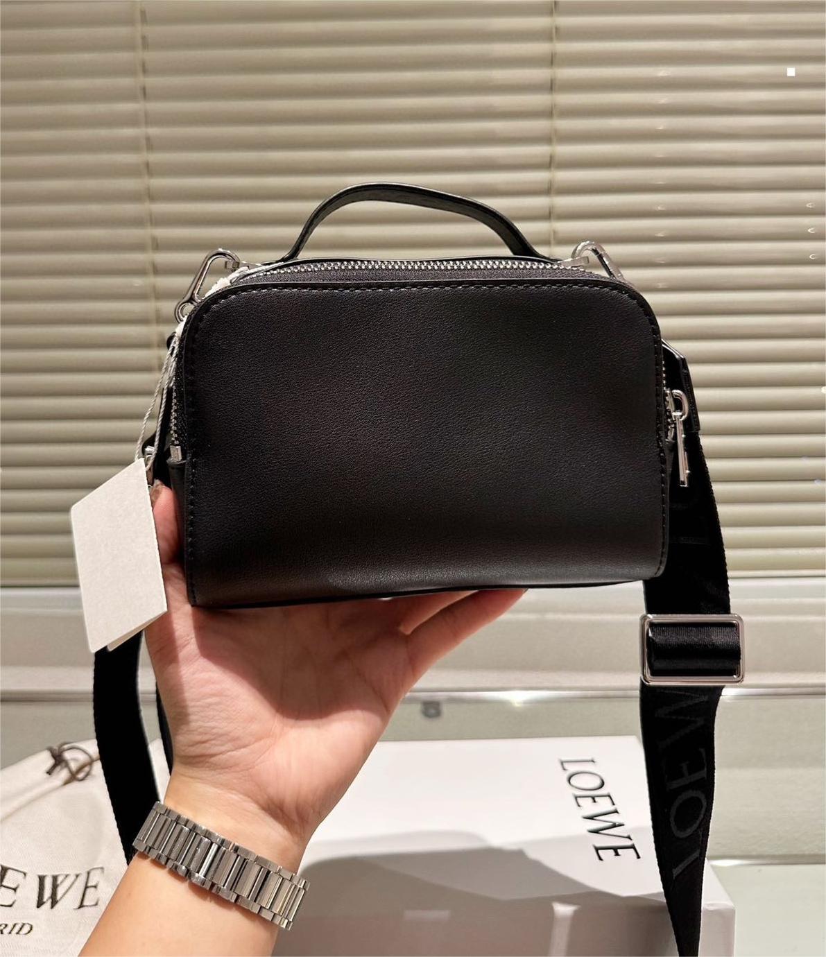 【LOEWE】ロエベ カメラ クロスボディバック ミニ