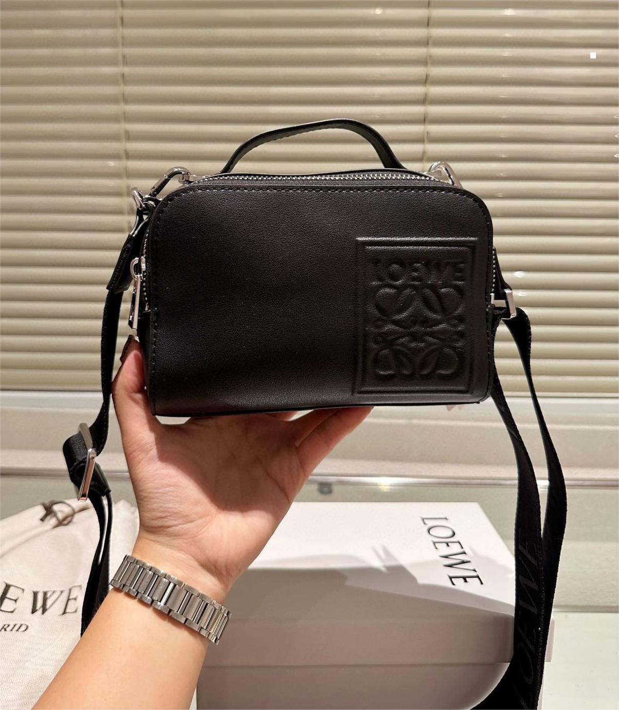 【LOEWE】ロエベ カメラ クロスボディバック ミニ