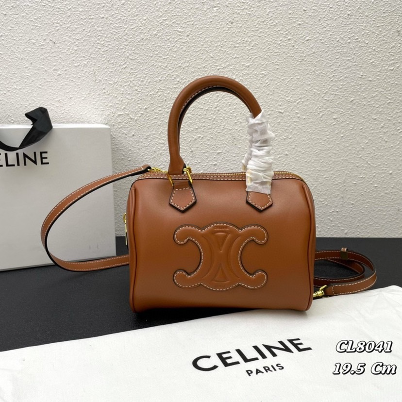 CELINE ♪ スモール ボストン キュイル トリオンフ