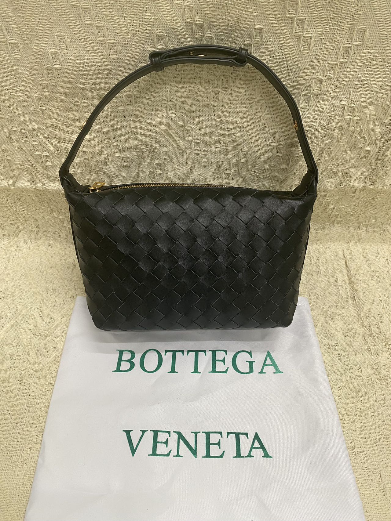 【BOTTEGA VENETA】ミニ ウォレス ショルダーバッグ