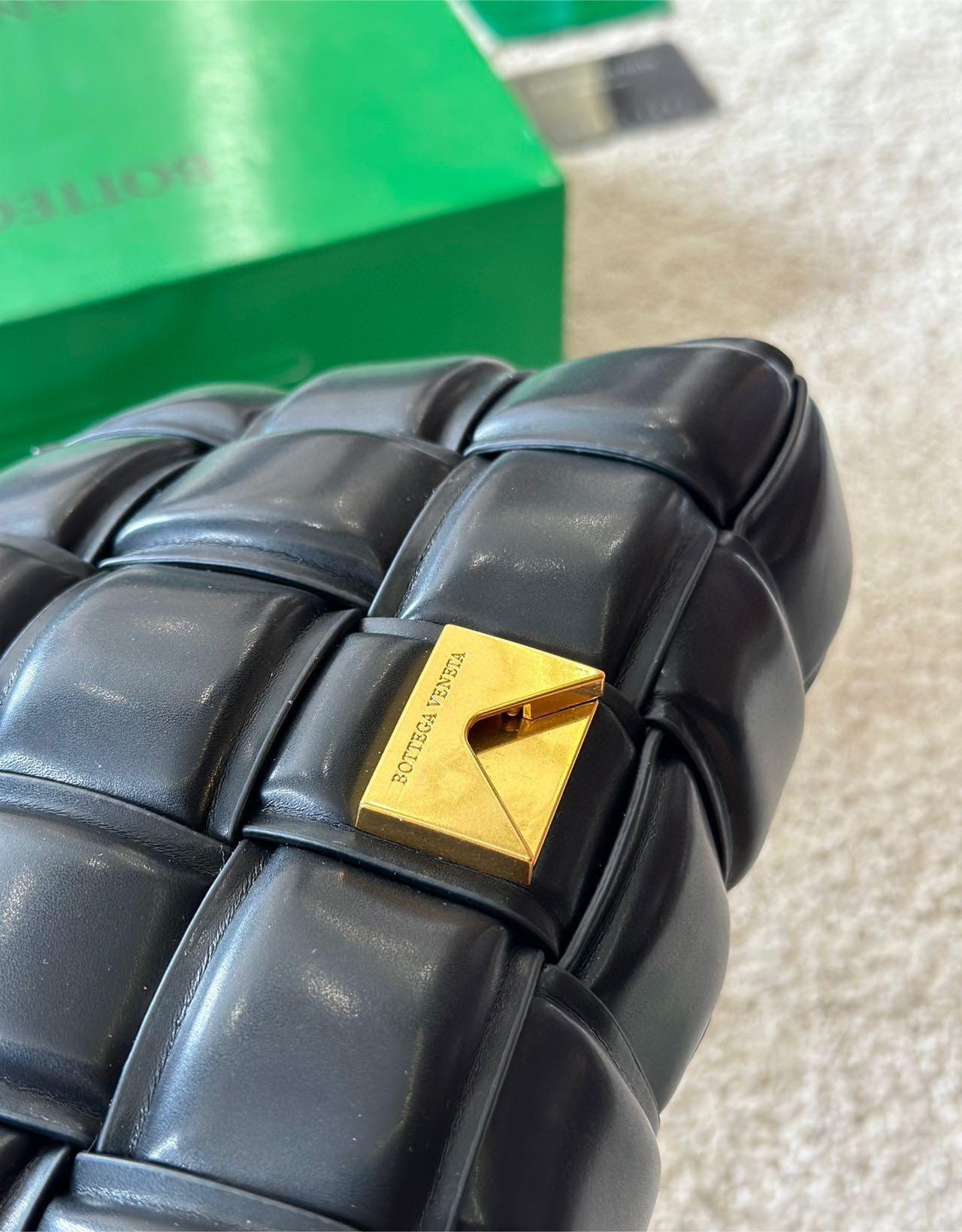 ボッテガヴェネタ ショルダーバッグ
