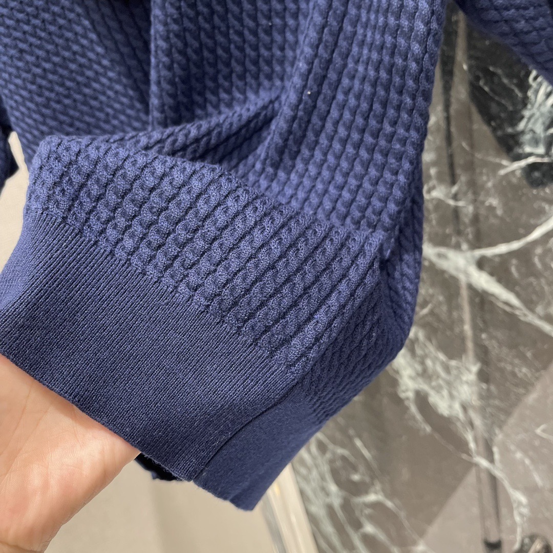 miumiu ケーブル編み カシミヤxシルク クルーネック セーター