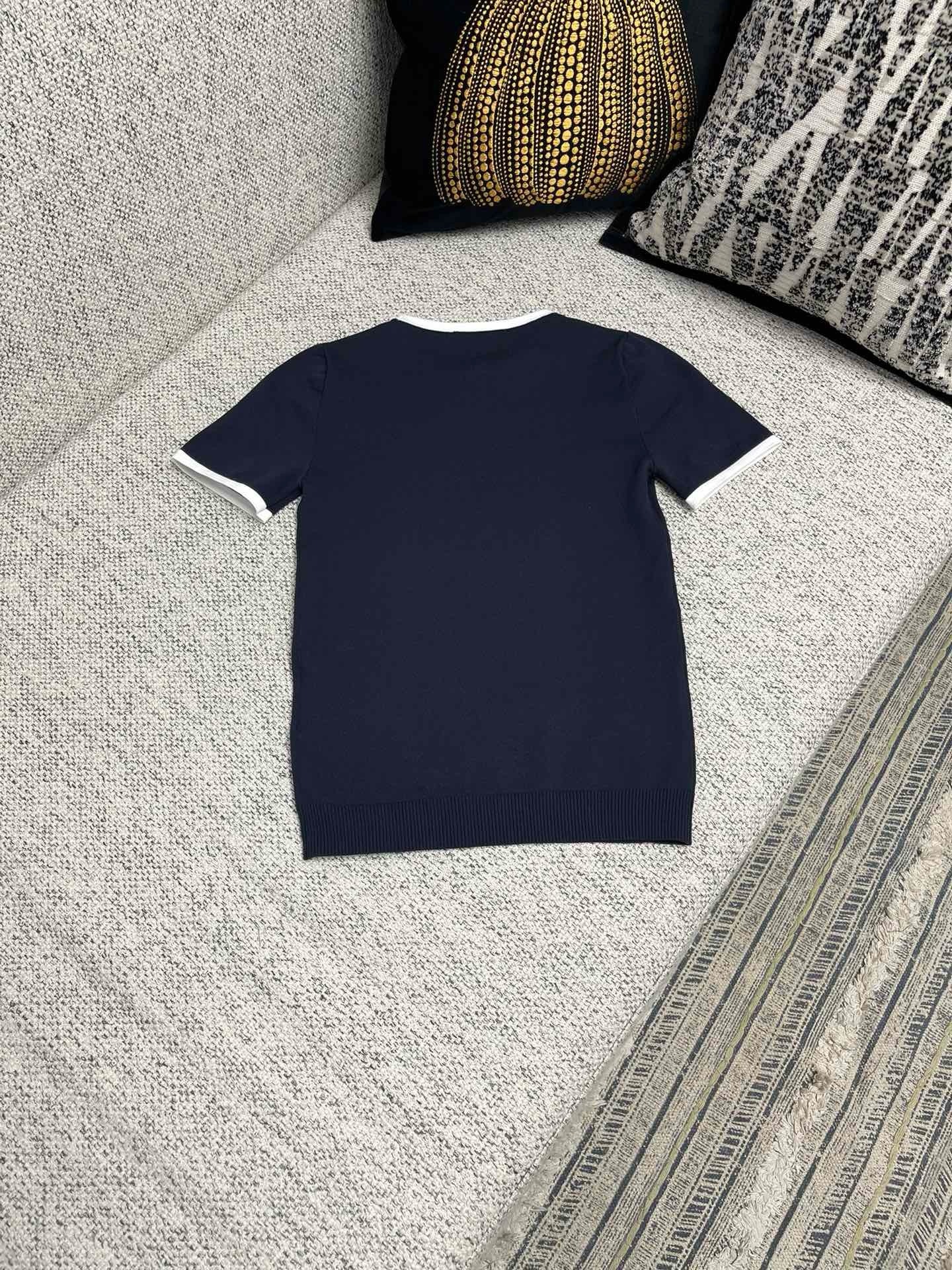 miumiu テクニカルヤーン クルーネック セーター