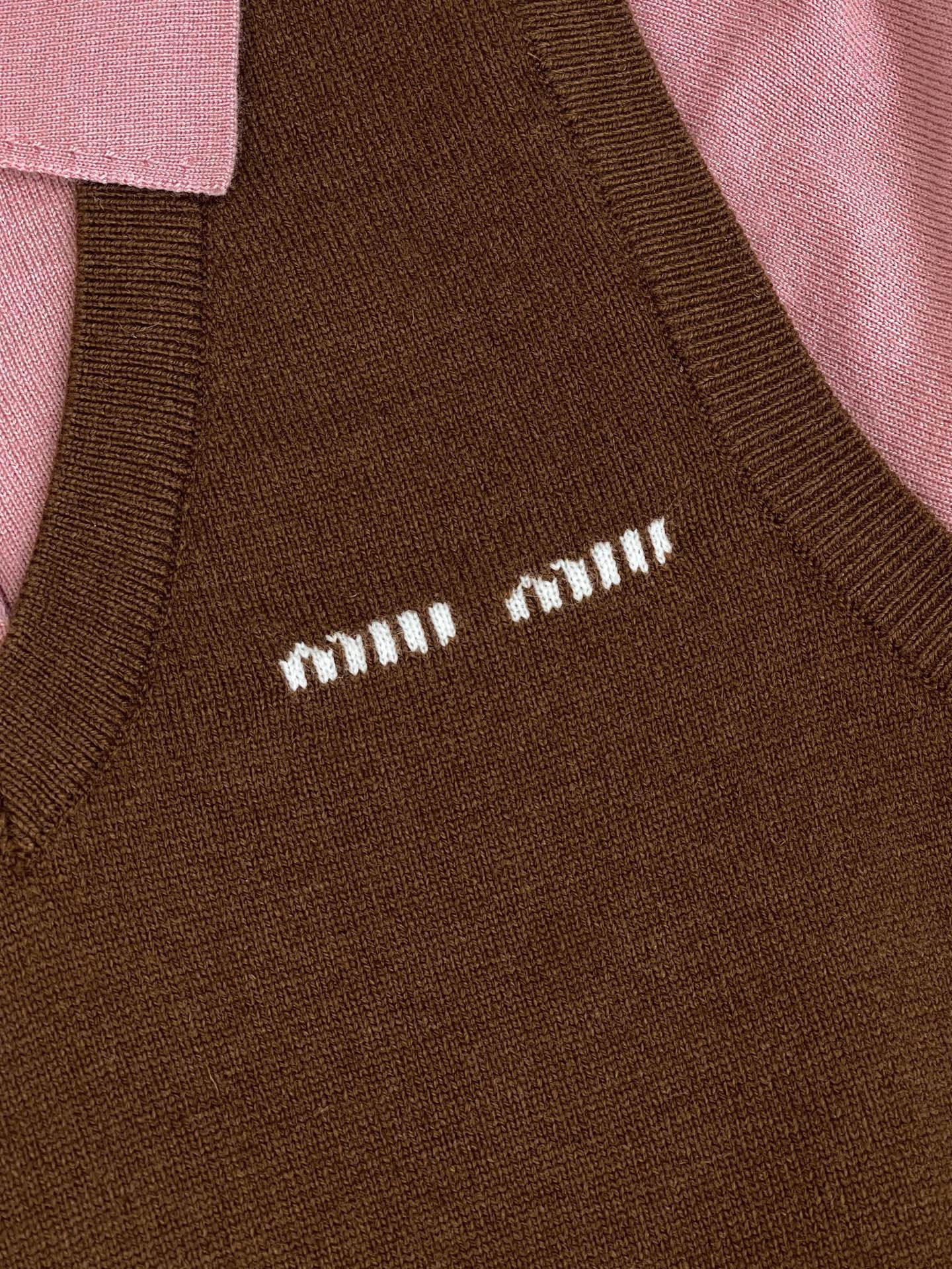 miumiu カシミヤxウール ポロセーター