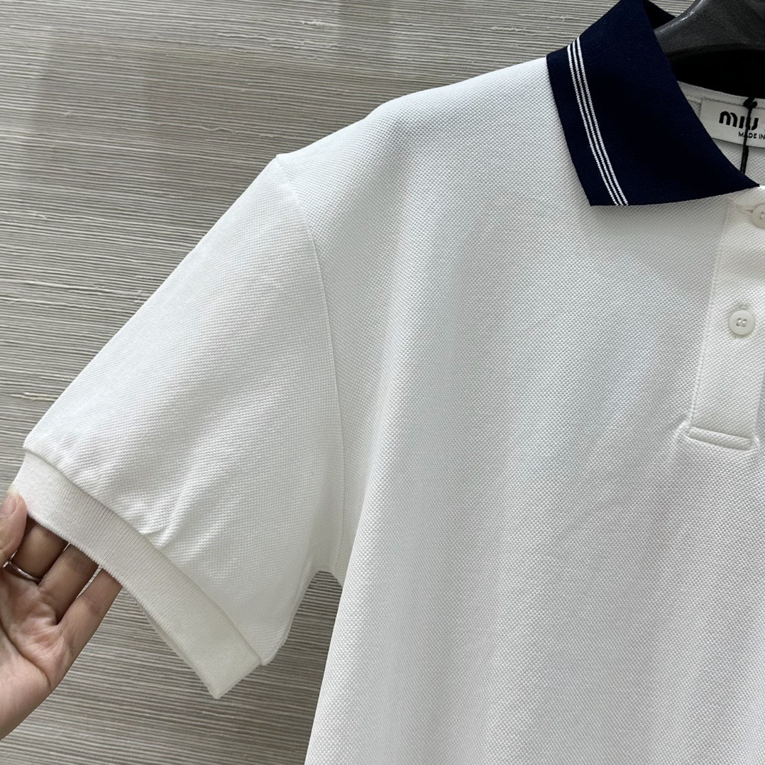 miumiu ポプリン シャツ