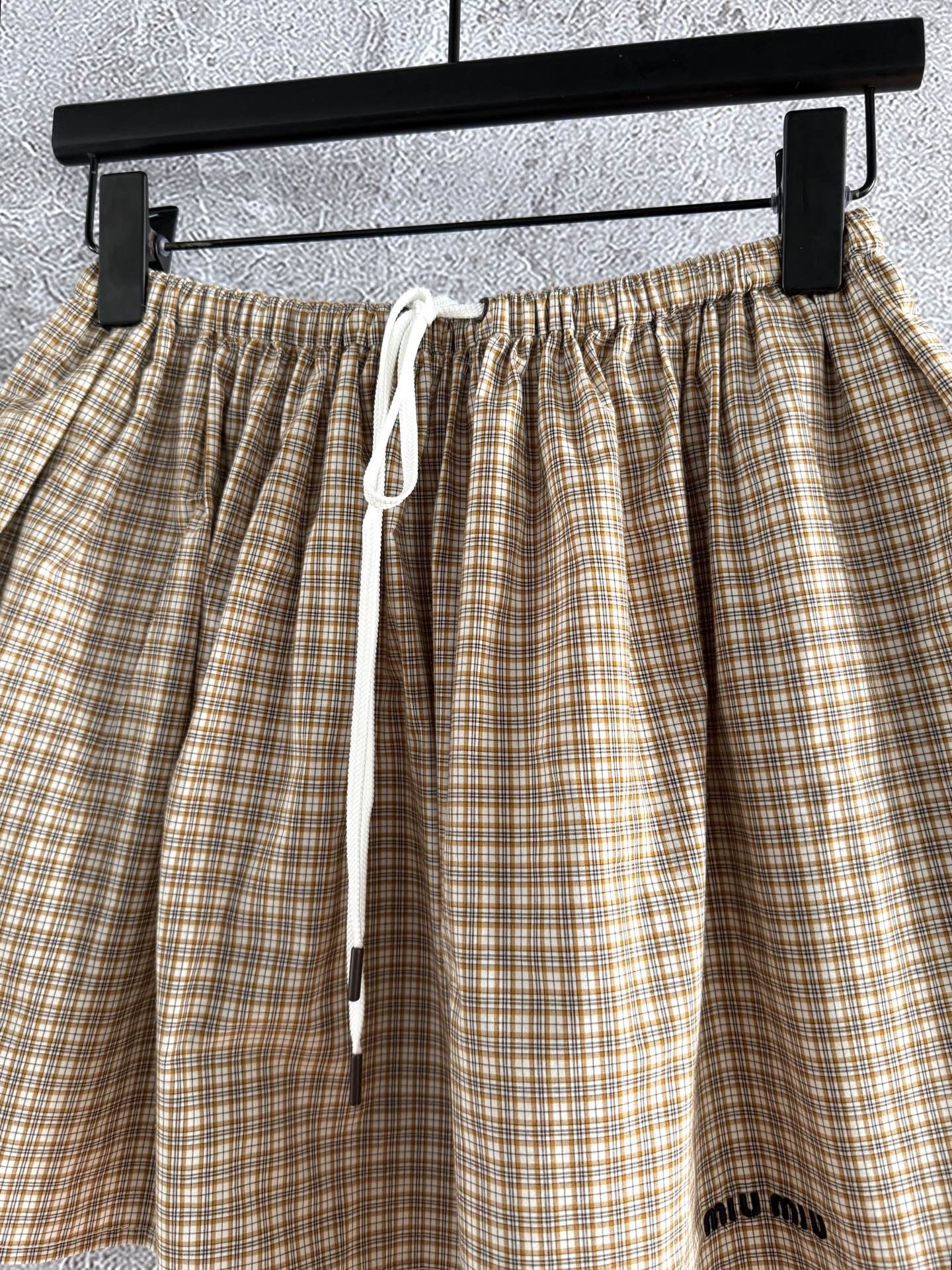 miumiu チェック ミニスカート