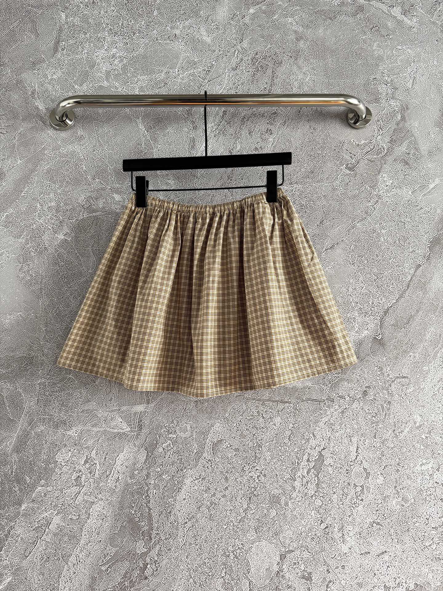 miumiu チェック ミニスカート