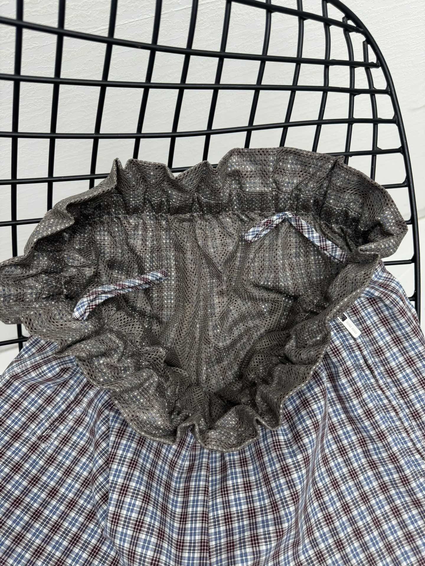 miumiu チェック テクニカルファブリック バミューダパンツ