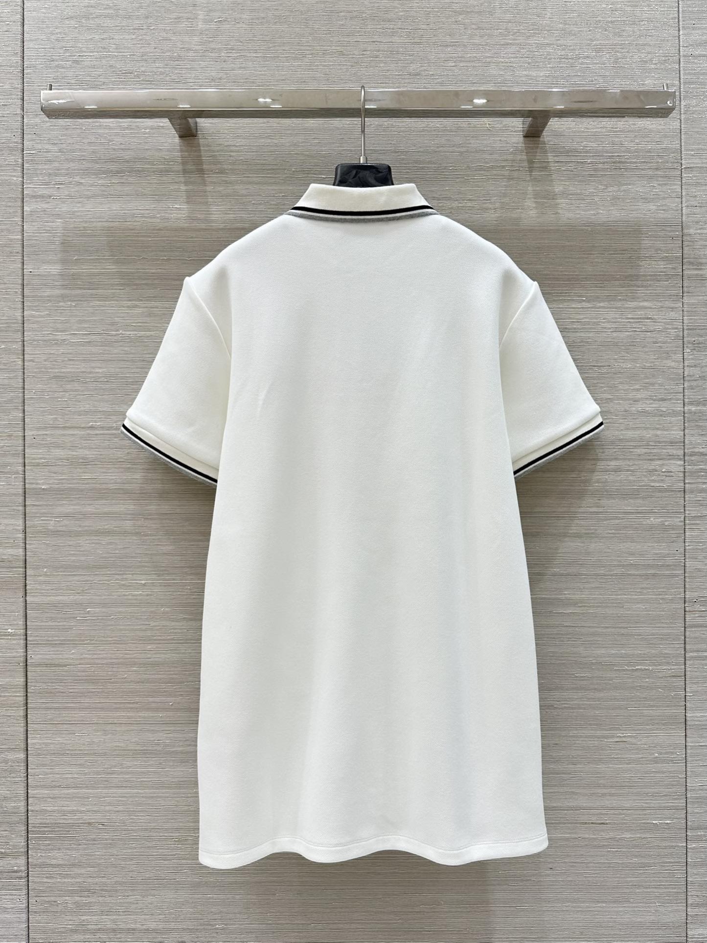 miumiu ボンデッドピケとテクニカルジャージーのドレス