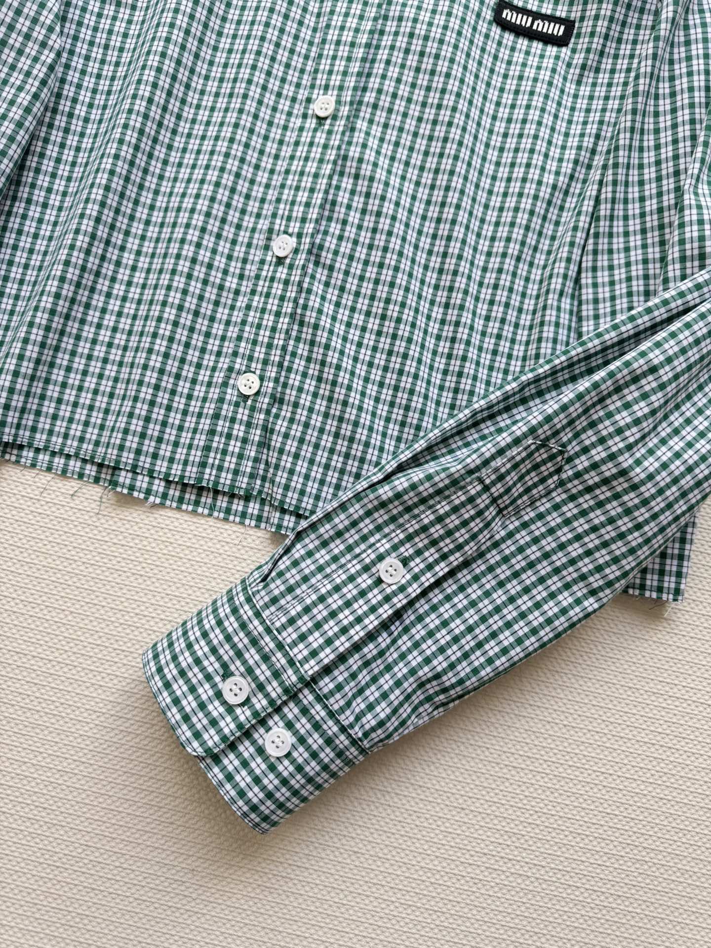 miumiu チェックシャツ