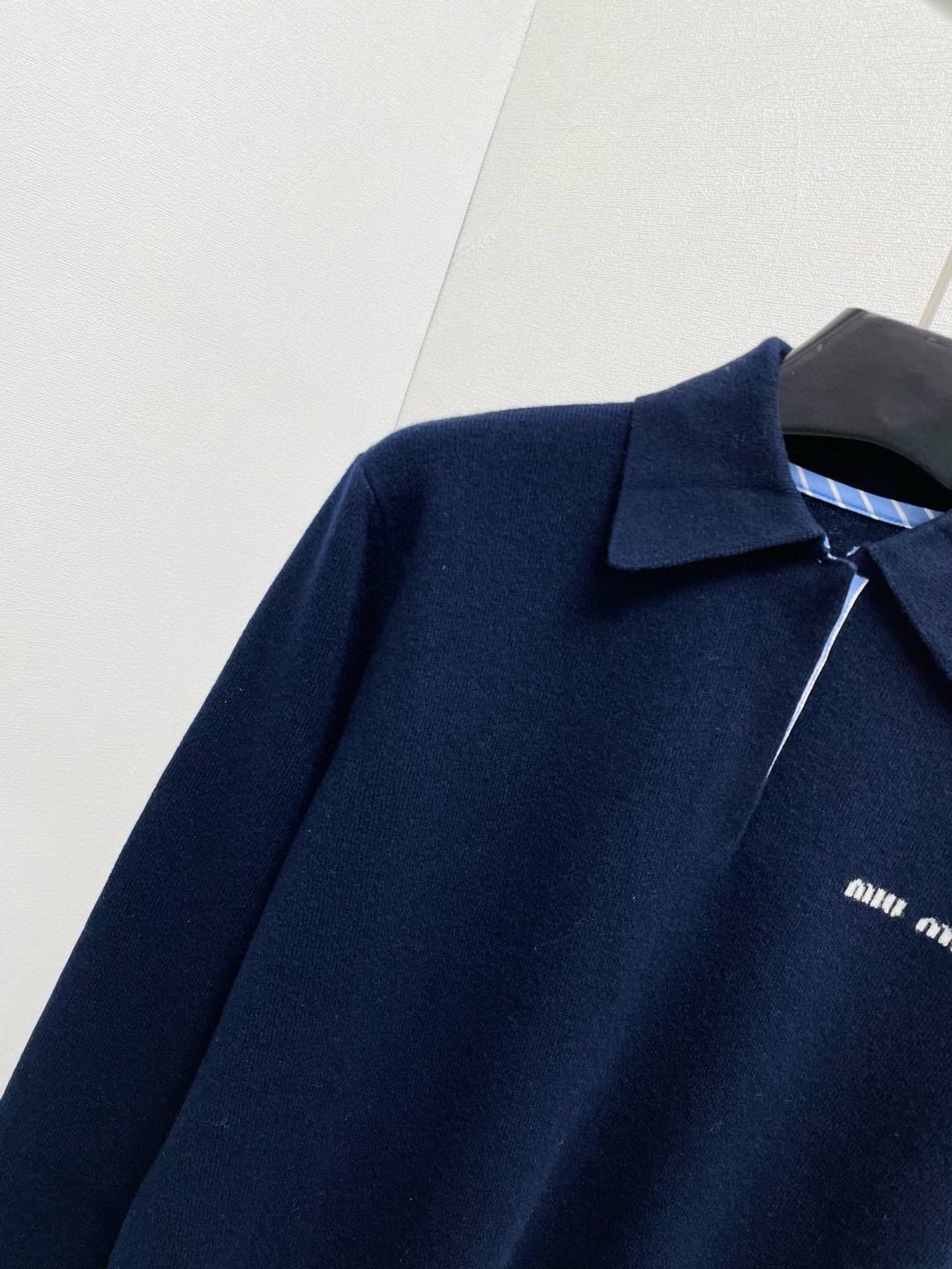 miumiu カシミヤ ポロセーター