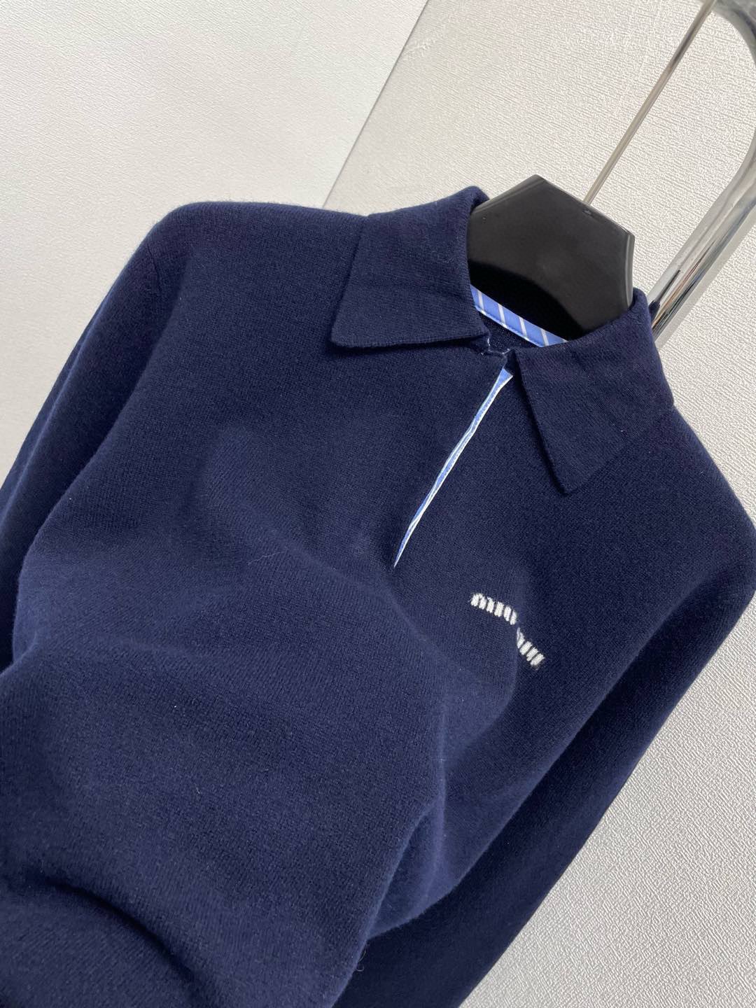 miumiu カシミヤ ポロセーター