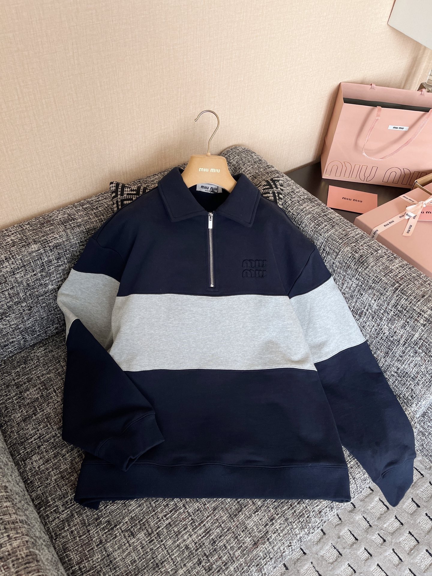 miumiu ハーフジップ コットン スウェットシャツ