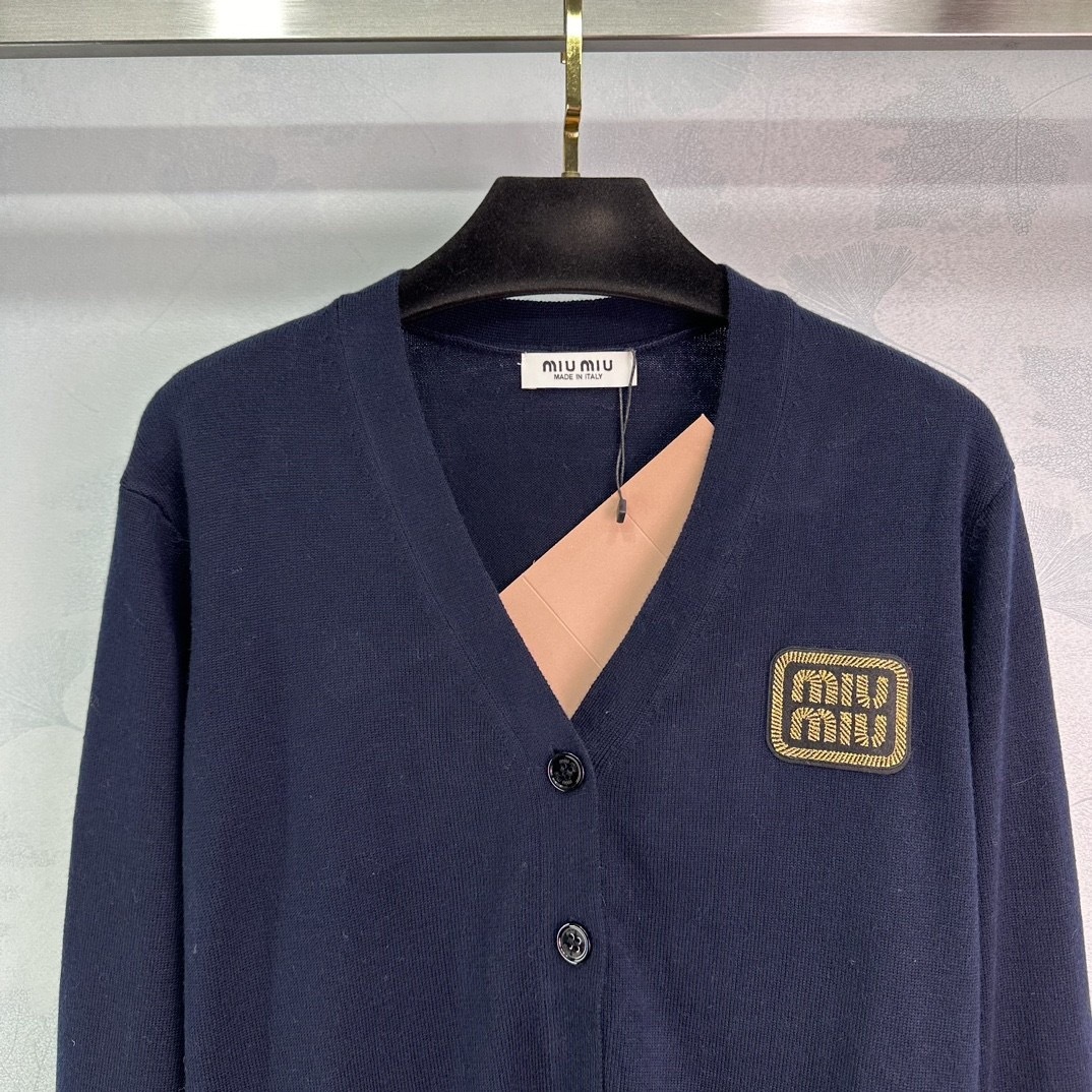 miumiu カシミヤ ニット カーディガン