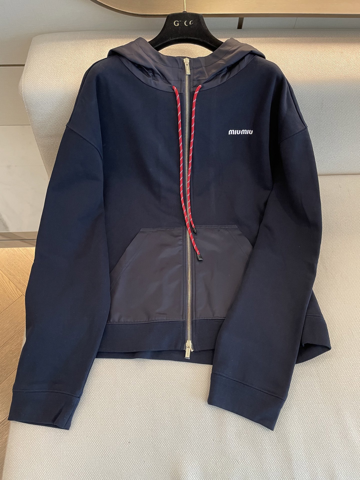 miumiu コットンフリース ジップフーディー