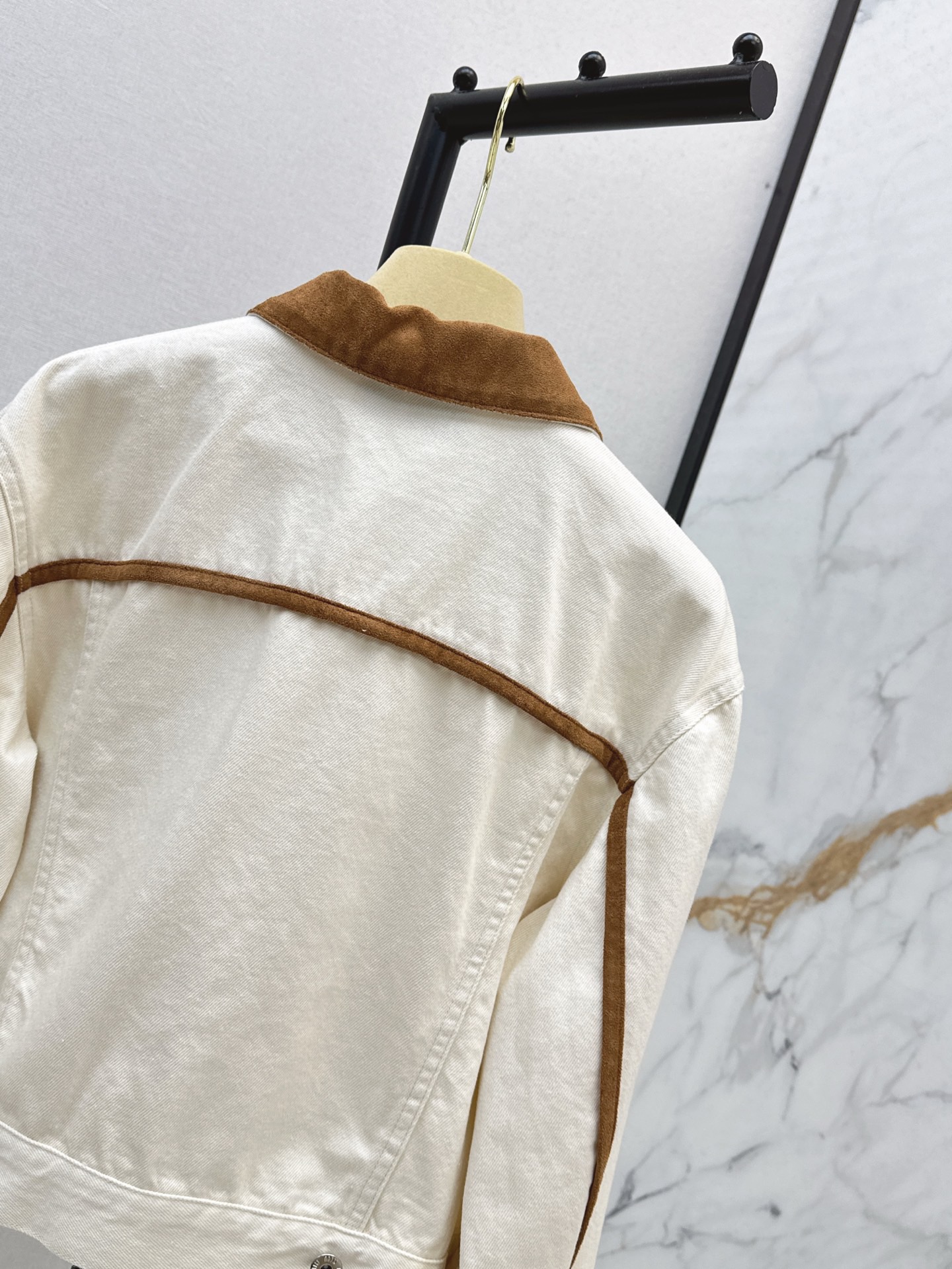 miumiu デニムとレザーのブルゾンジャケット