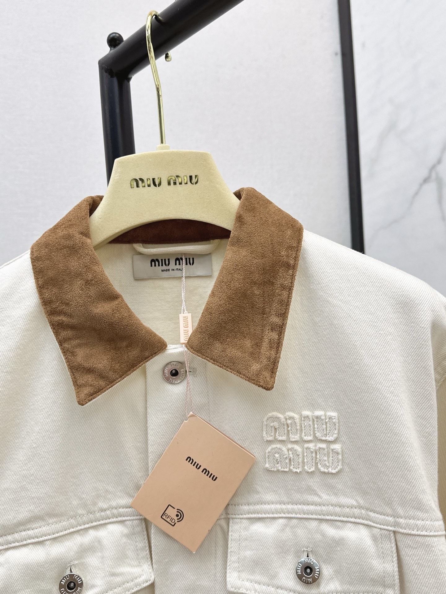 miumiu デニムとレザーのブルゾンジャケット