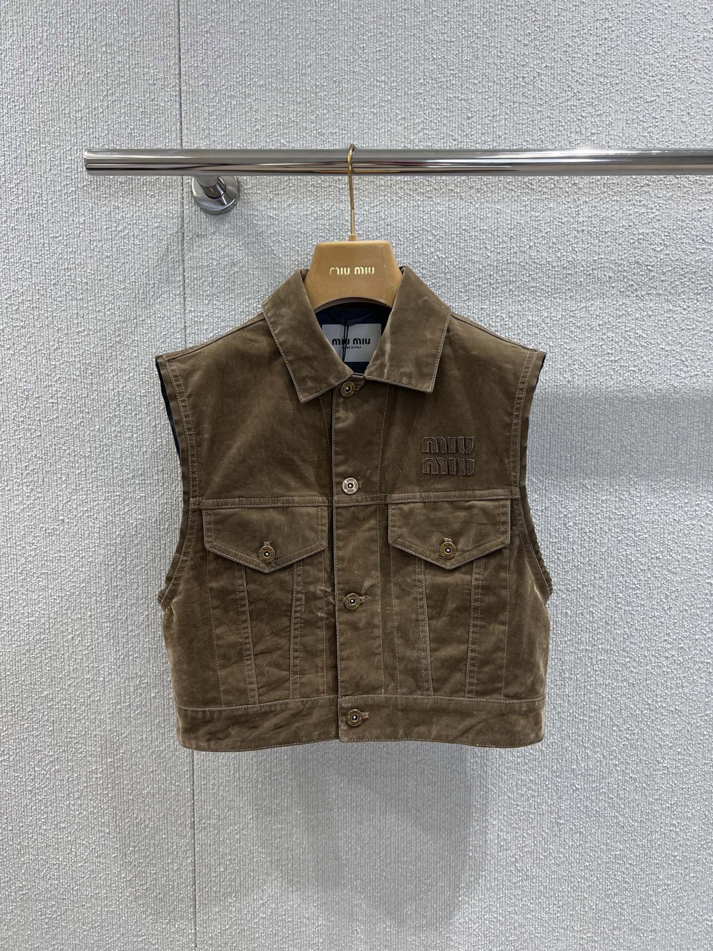 miumiu ウォッシュド フロック加工 シャンブレー ベスト