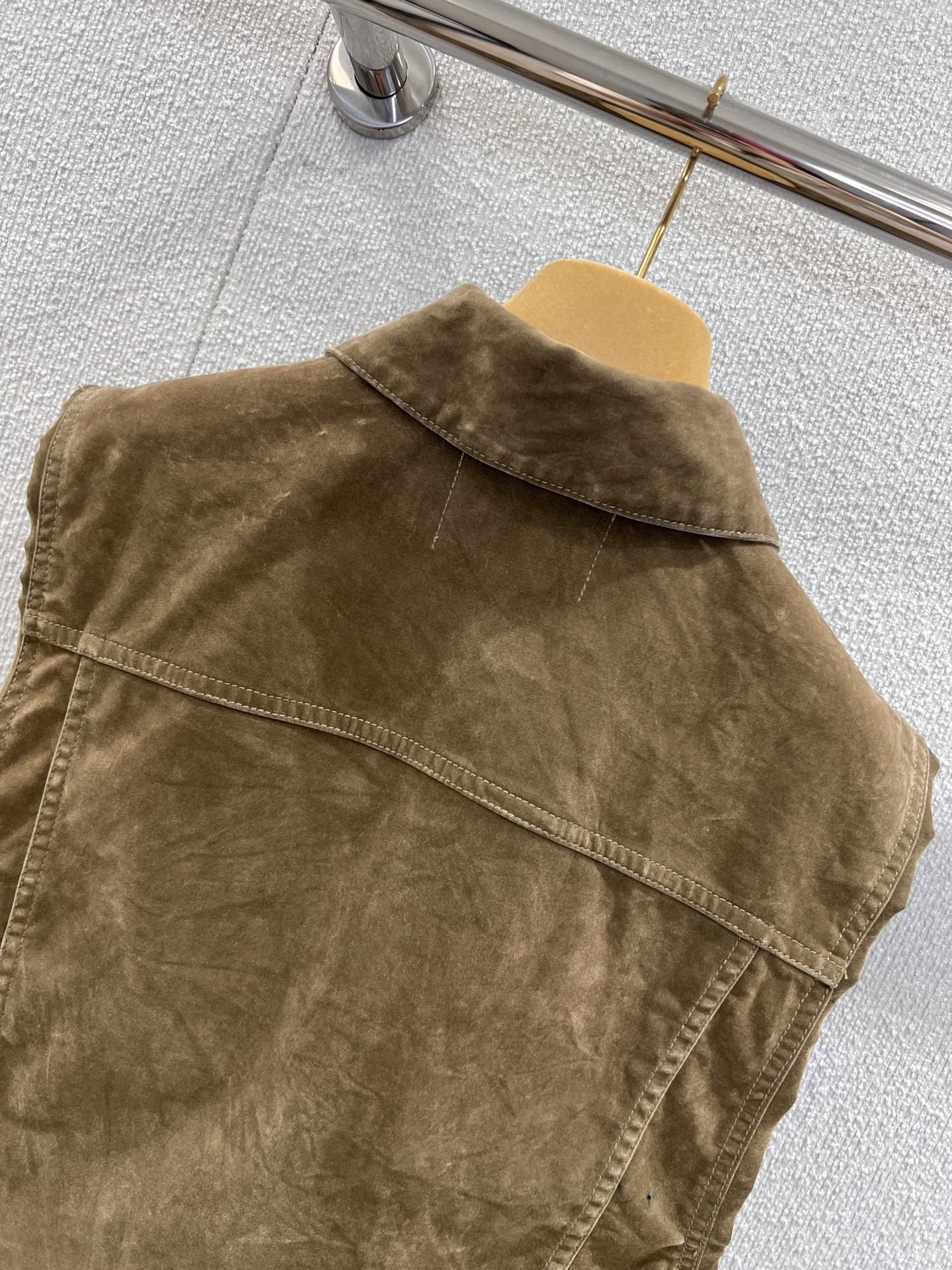 miumiu ウォッシュド フロック加工 シャンブレー ベスト