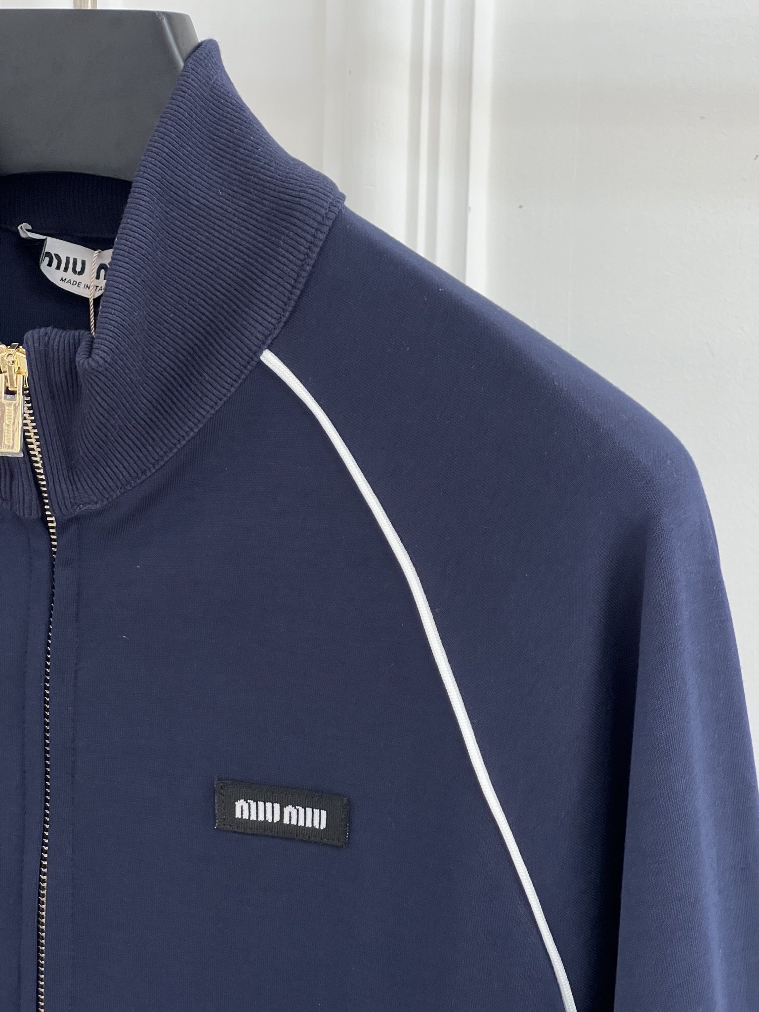 miumiu テクニカルヤーン ジップカーディガン