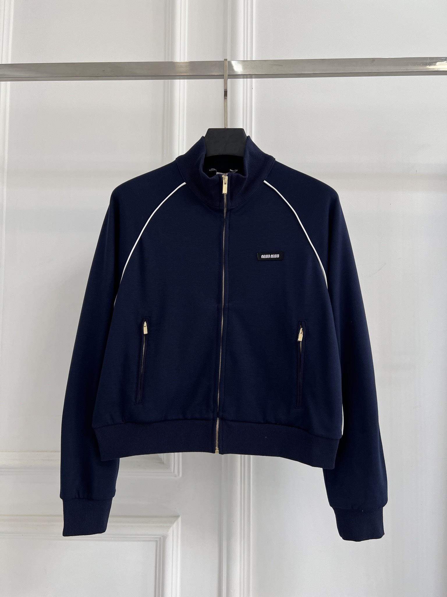 miumiu テクニカルヤーン ジップカーディガン