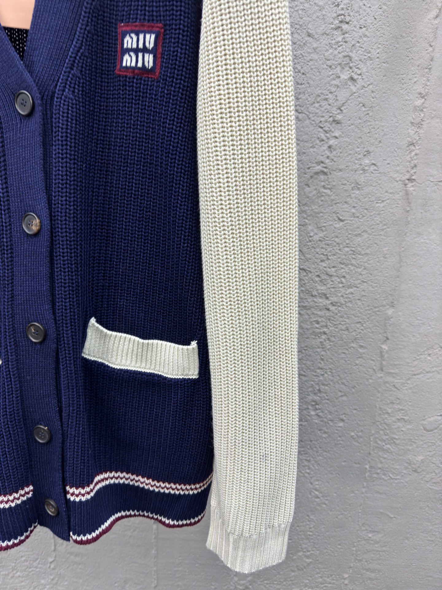 miumiu ウールxカシミヤ カーディガン