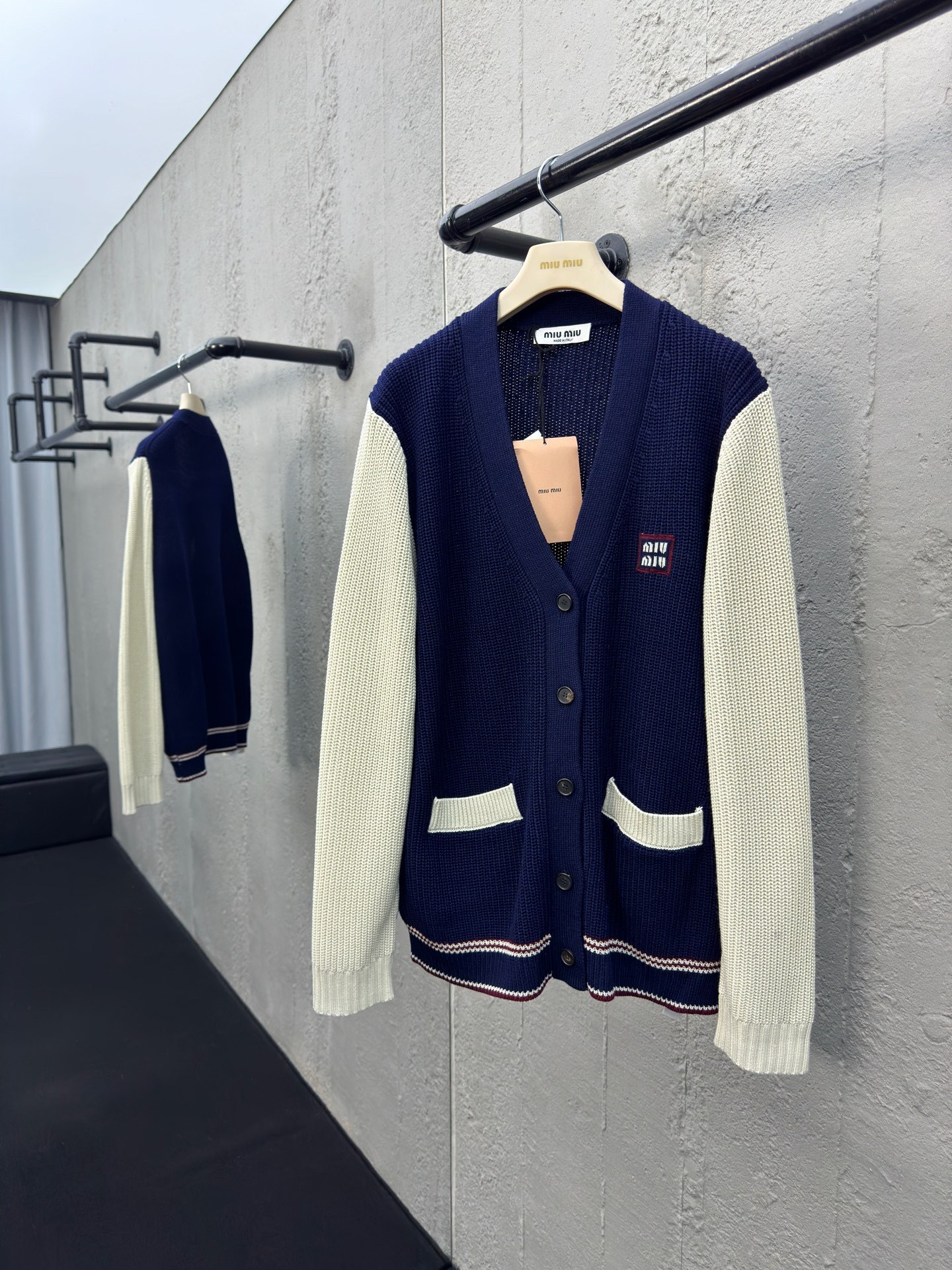 miumiu ウールxカシミヤ カーディガン