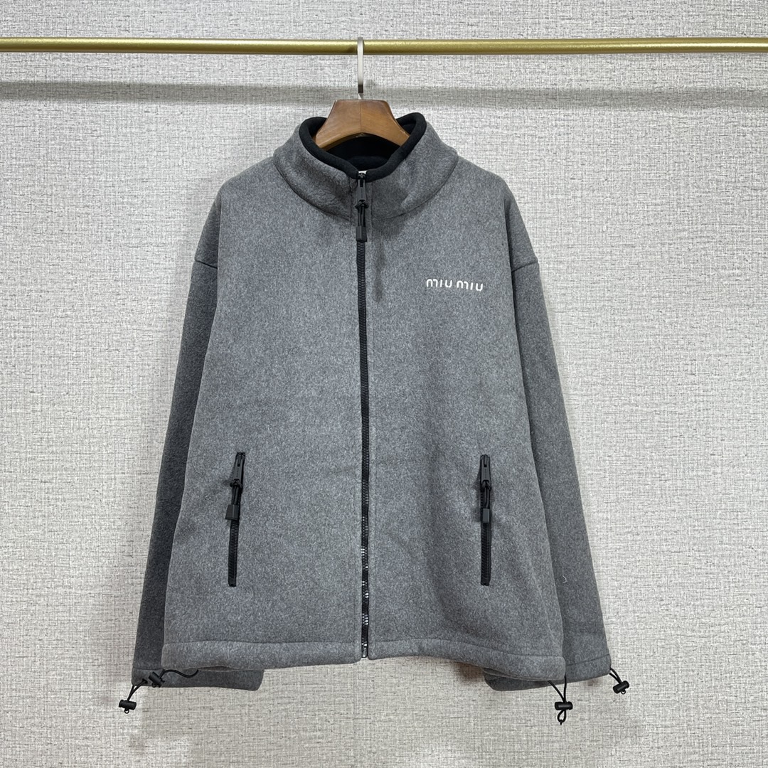 miumiu フリース スウェットシャツ