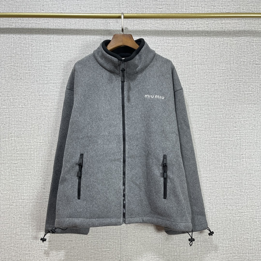 miumiu フリース スウェットシャツ