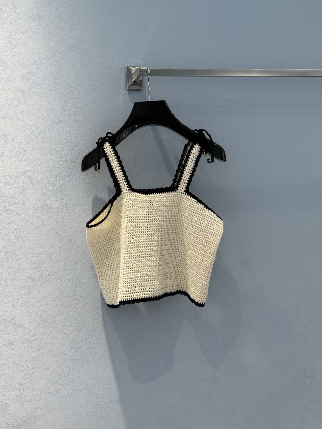 CELINE トリオンフ クロシェ クロップトップ / コットン