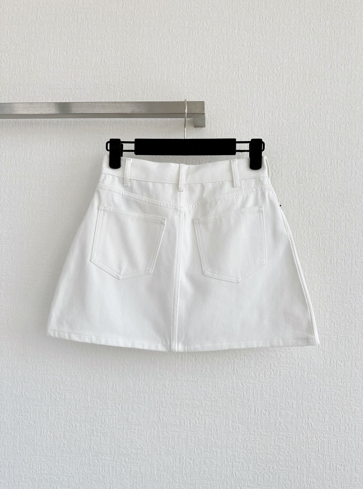 CELINE エンブロイダリー ミニスカート / ローウォッシュ ホワイトデニム