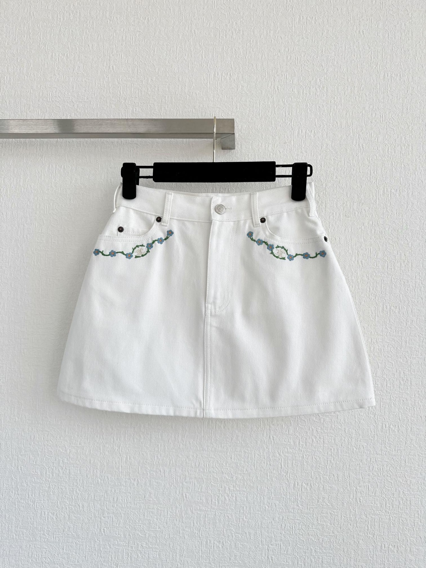 CELINE エンブロイダリー ミニスカート / ローウォッシュ ホワイトデニム