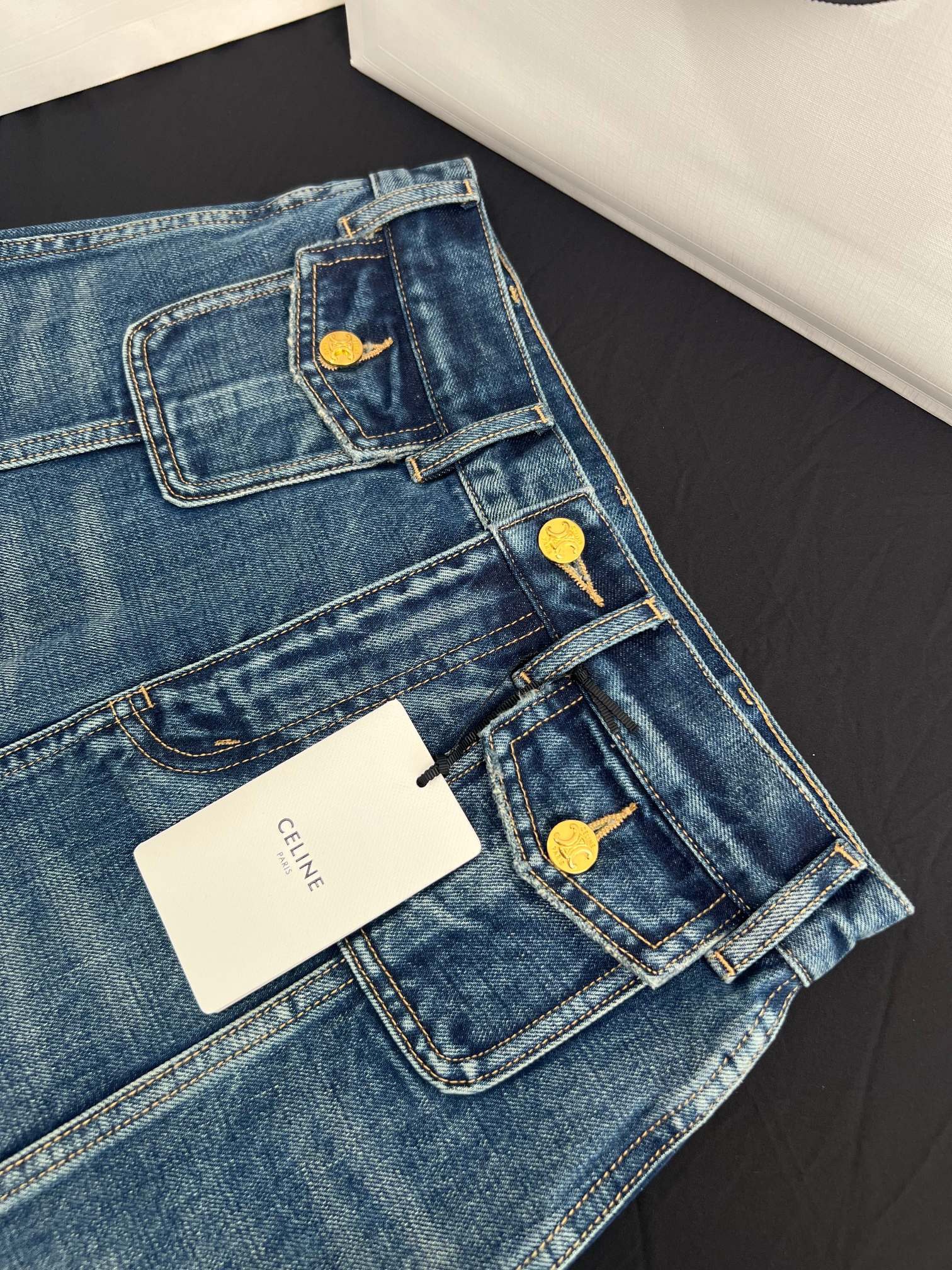 CELINE マストアイテム デニム Mini Skirt