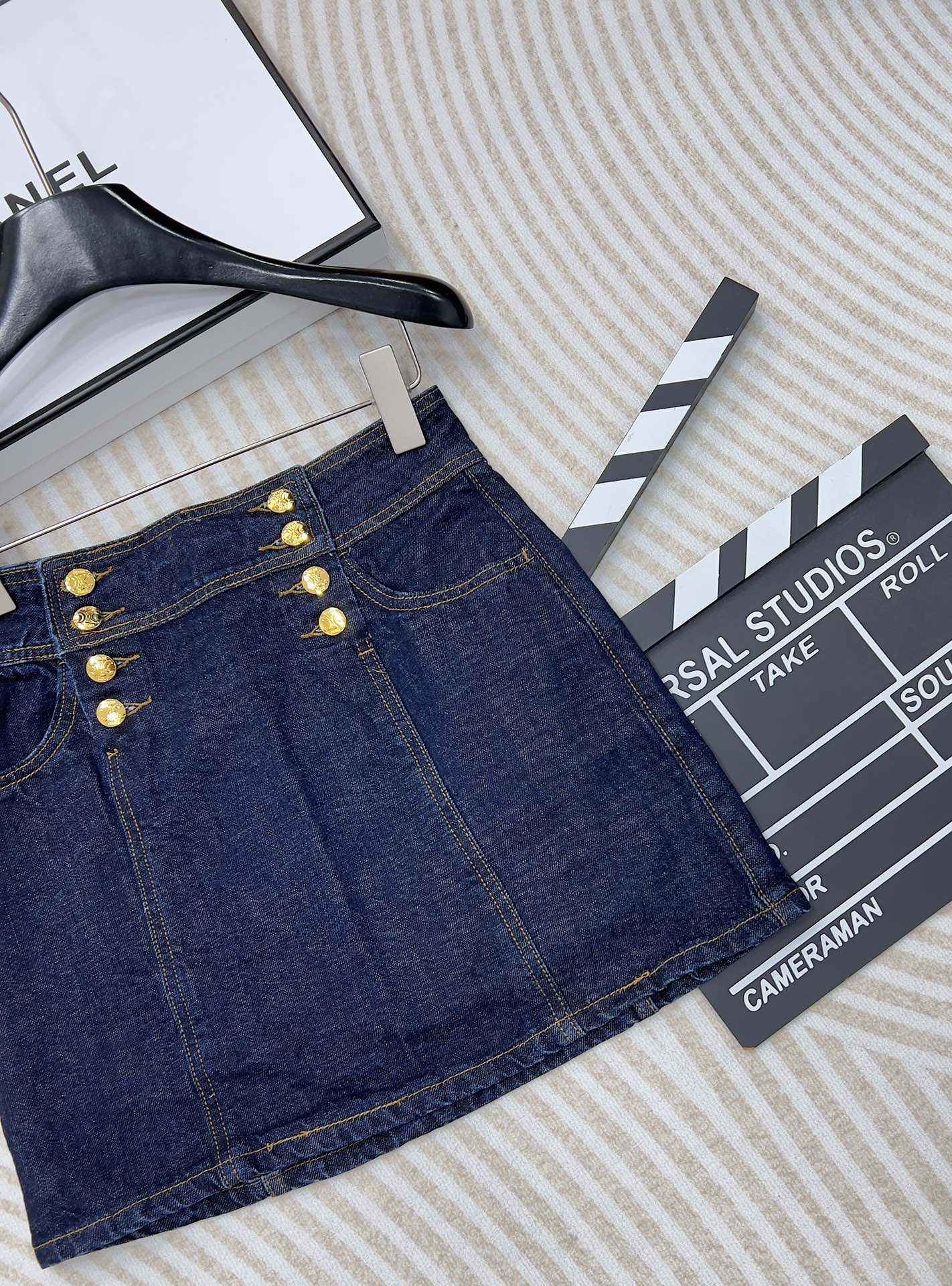 CELINE トラペーズ ミドルライズ ミニスカート